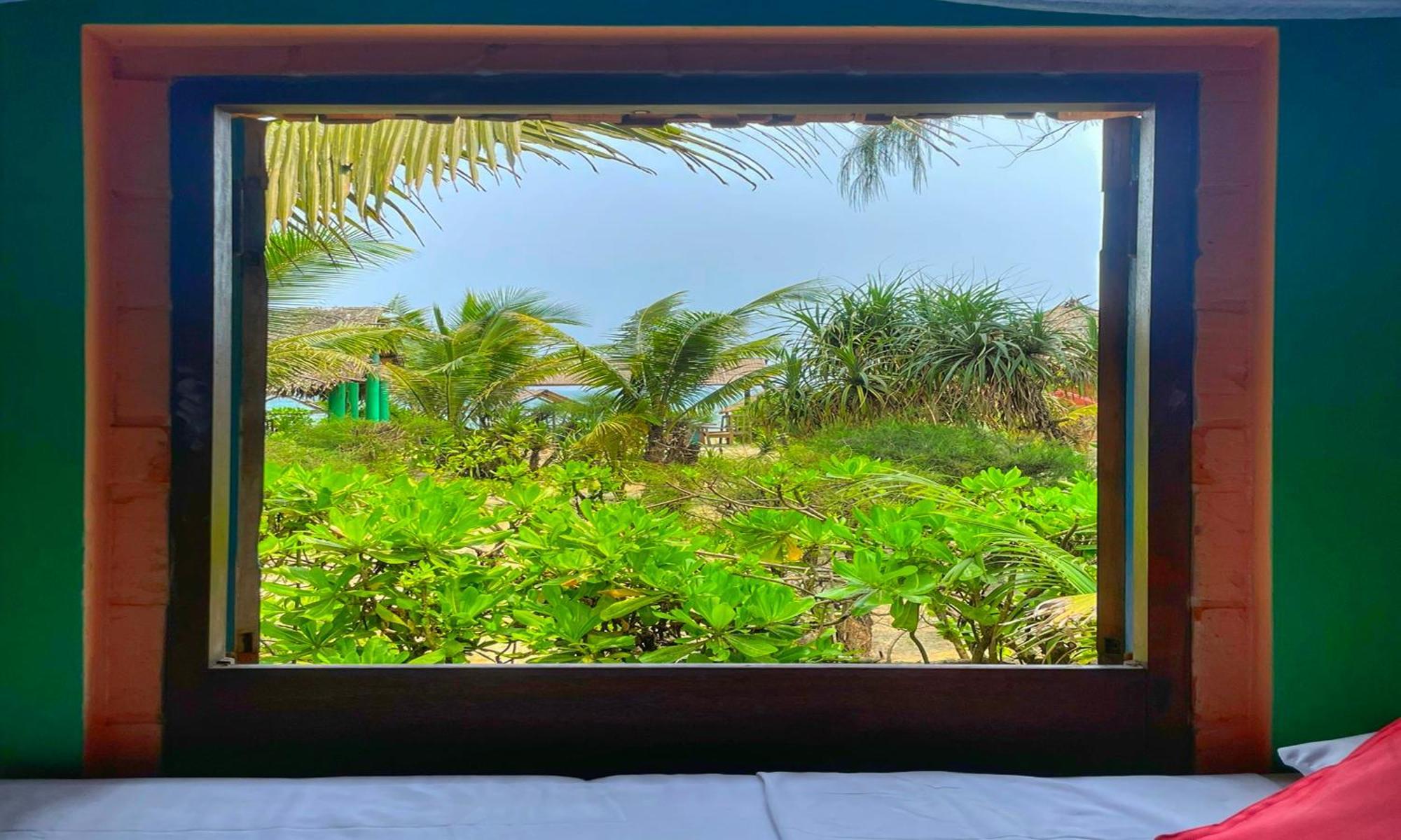 Villa Louise Hue Beach Boutique Hotel Szoba fotó